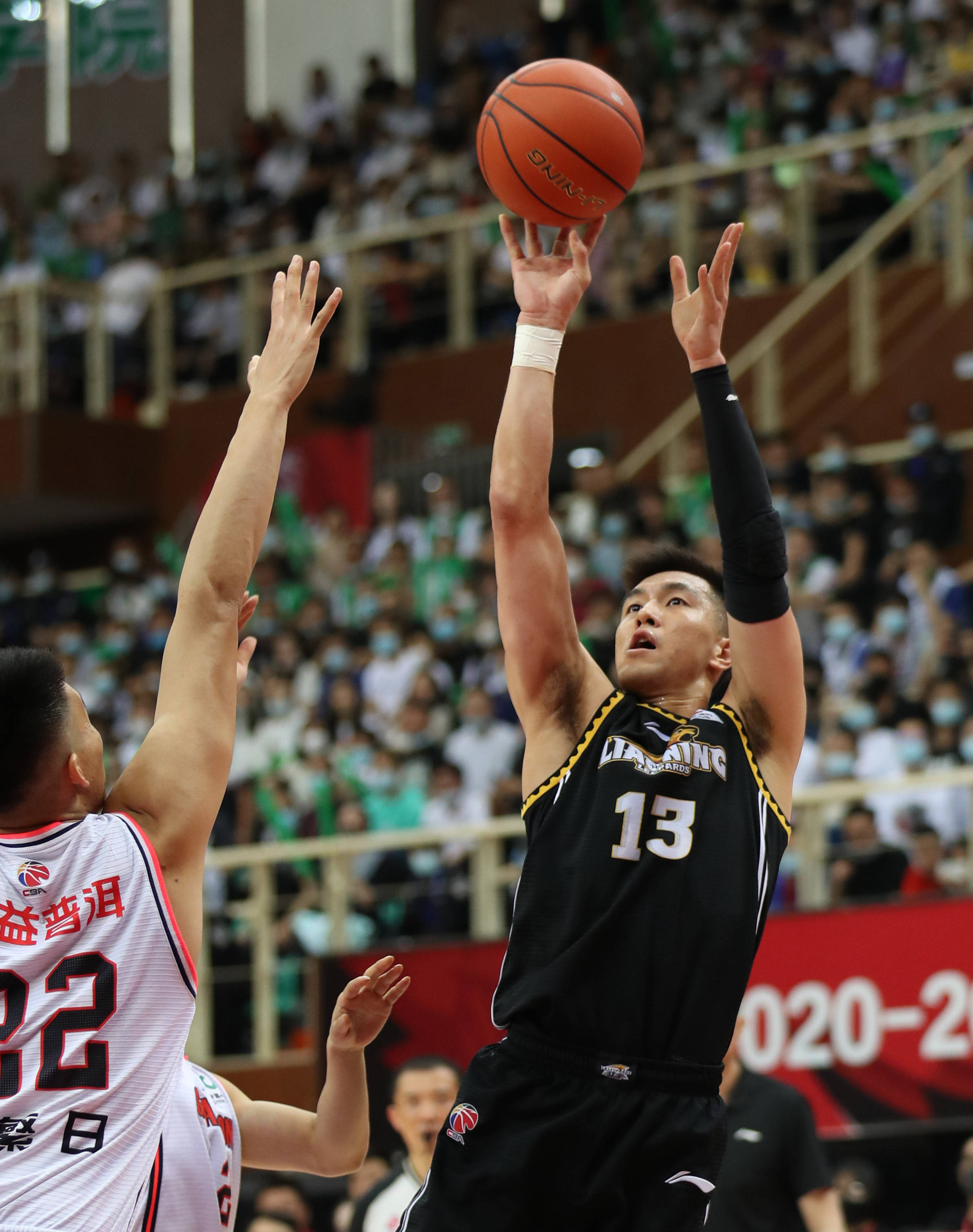 上海U20男足进全运8强，蒯纪闻：没有徐根宝指导我们出不了线（上海U20闯入全运会八强 蒯纪闻：若无徐根宝指点难以出线）