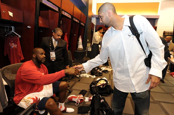 德比迎来关键胜利，米兰升至意甲积分榜第二（德比战奏凯，米兰升至意甲次席）